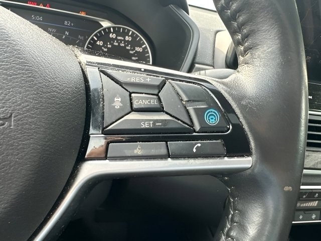 Used 2023 Gun Metallic Nissan 2.5 SL image 17