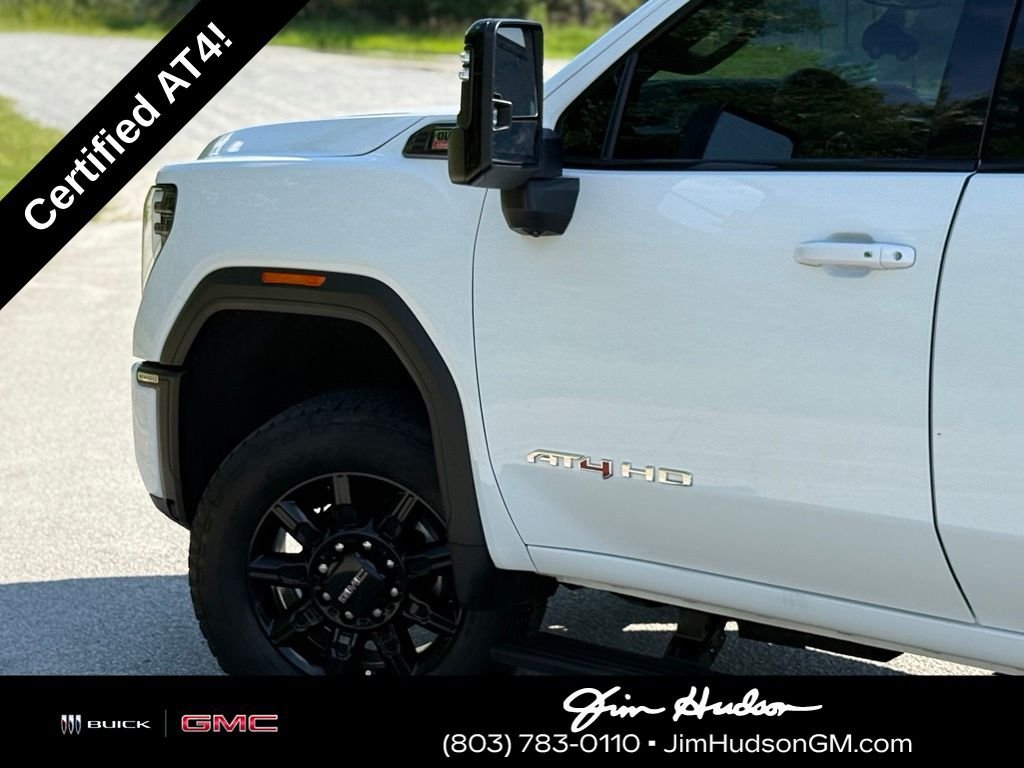 Used 2025 White GMC AT4 image 10