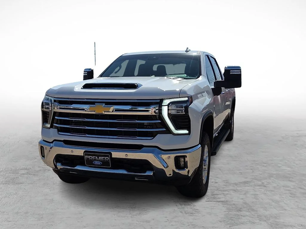 Used 2025 White Chevrolet LTZ image 4