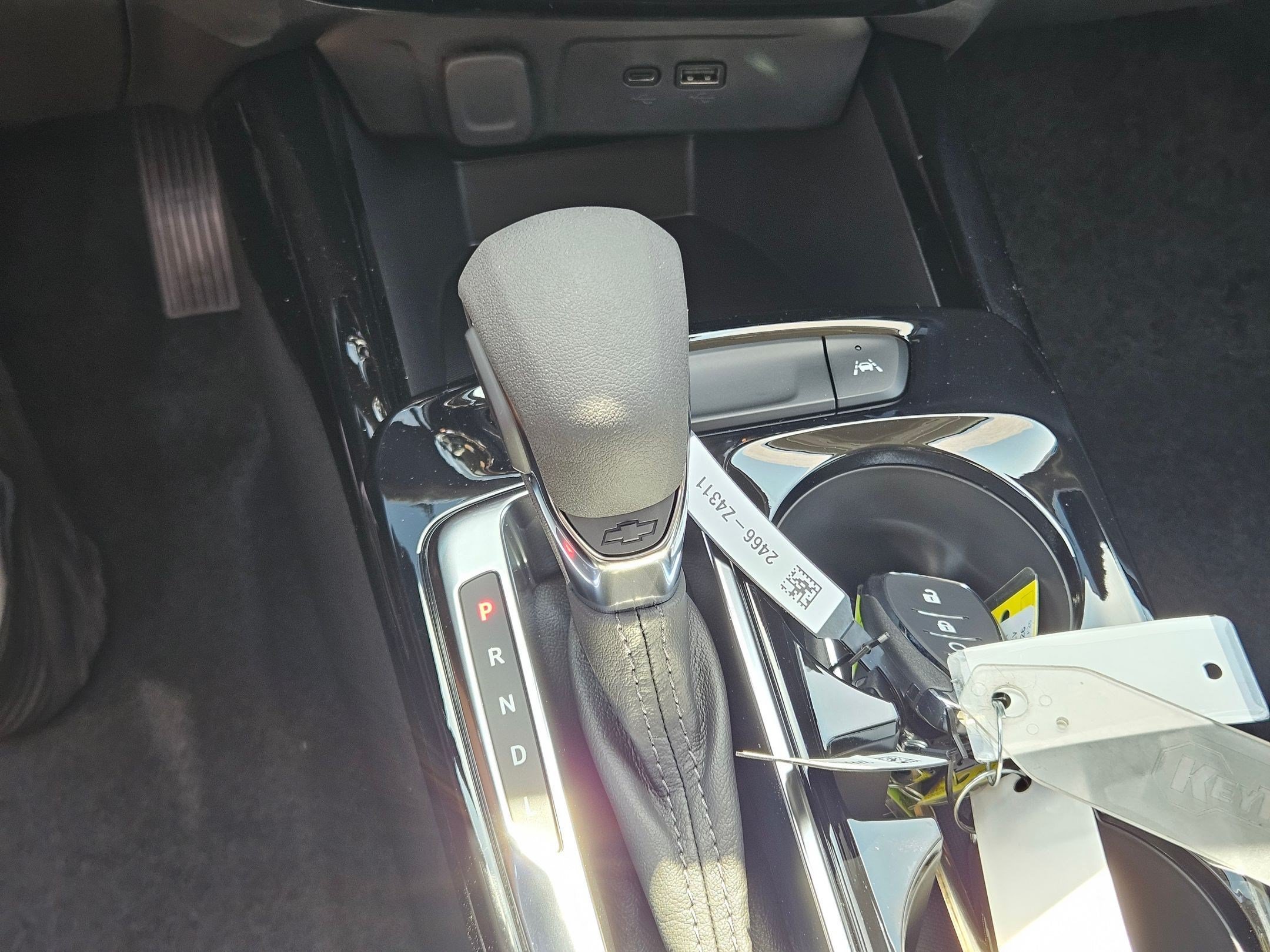 New 2026 Sterling Gray Metallic Chevrolet LT image 7