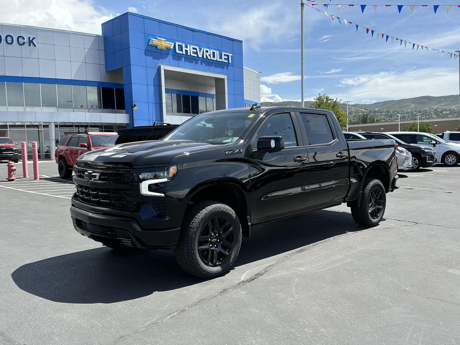 2026 Chevrolet Silverado 1500 LT Trail Boss - Photo 2