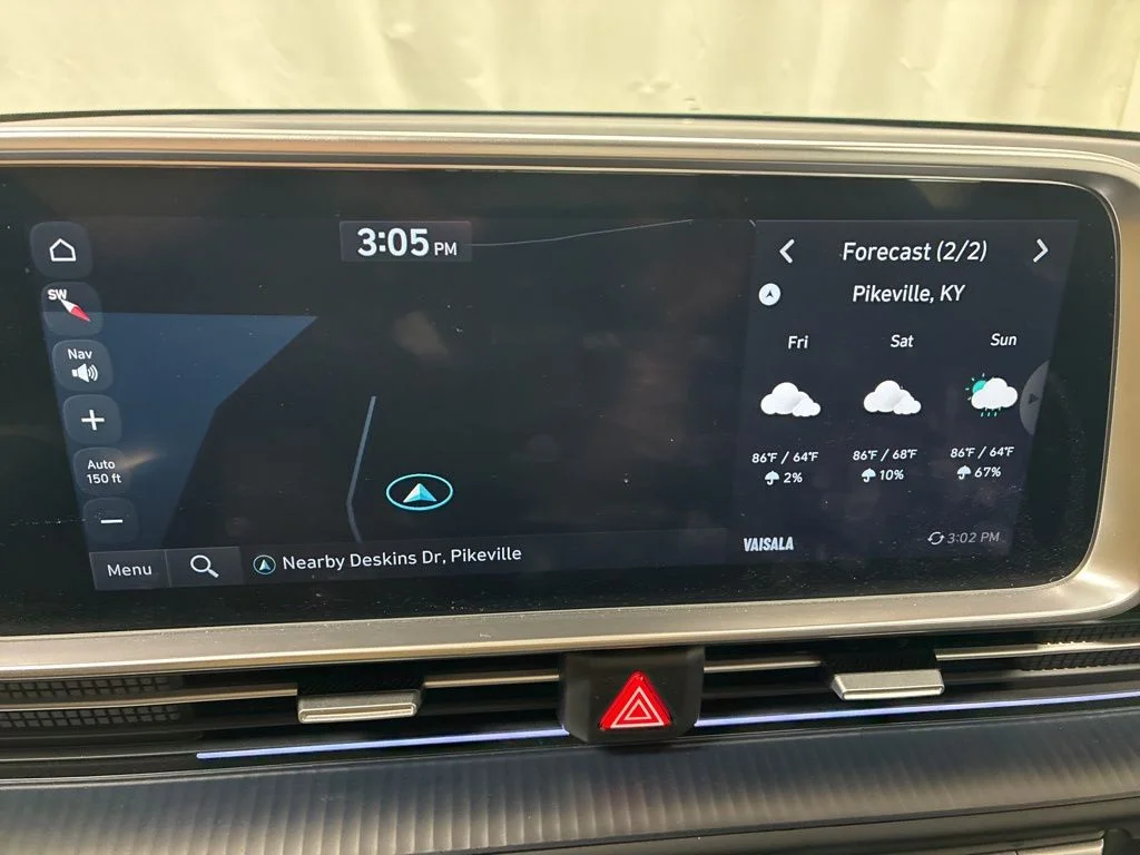 Used 2024 Blue Hyundai SEL image 18