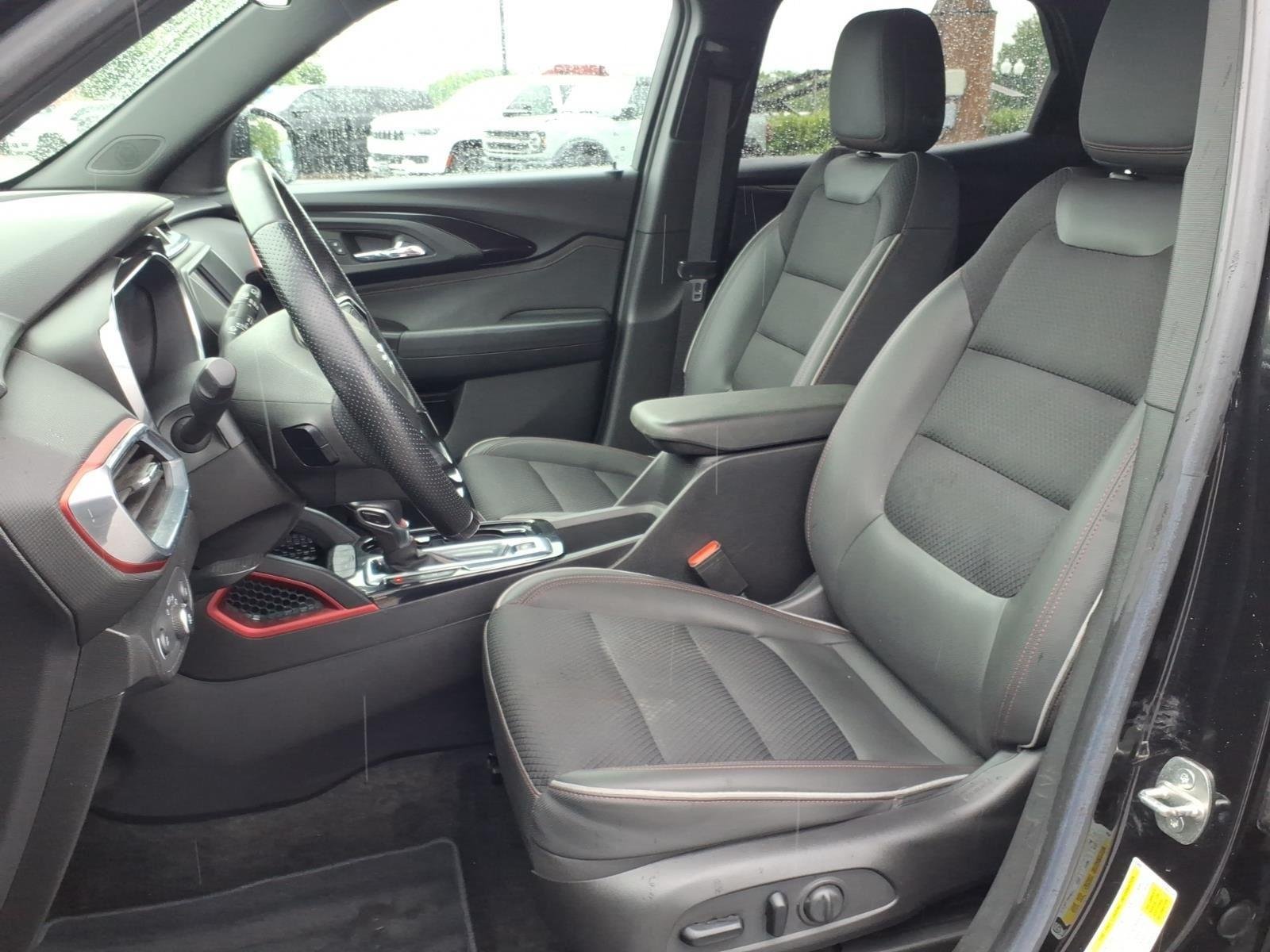 Used 2022 Mosaic Black Metallic Chevrolet RS image 18