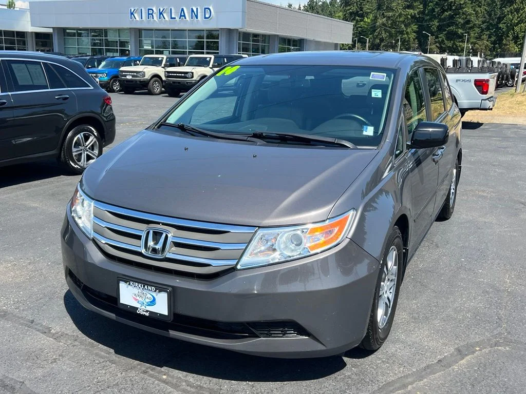 Used 2013 Polished Metal Metallic Honda EX-L image 3