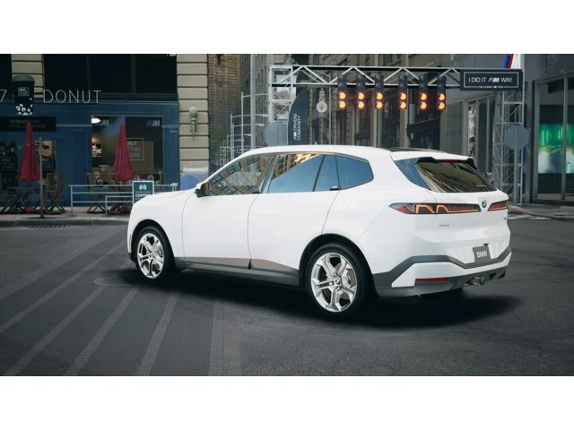 New 2027 Alpine White BMW  image 2
