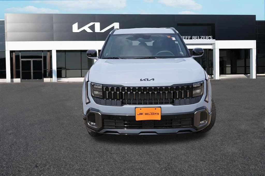 New 2027 Pale Gray Kia X-Line S image 8