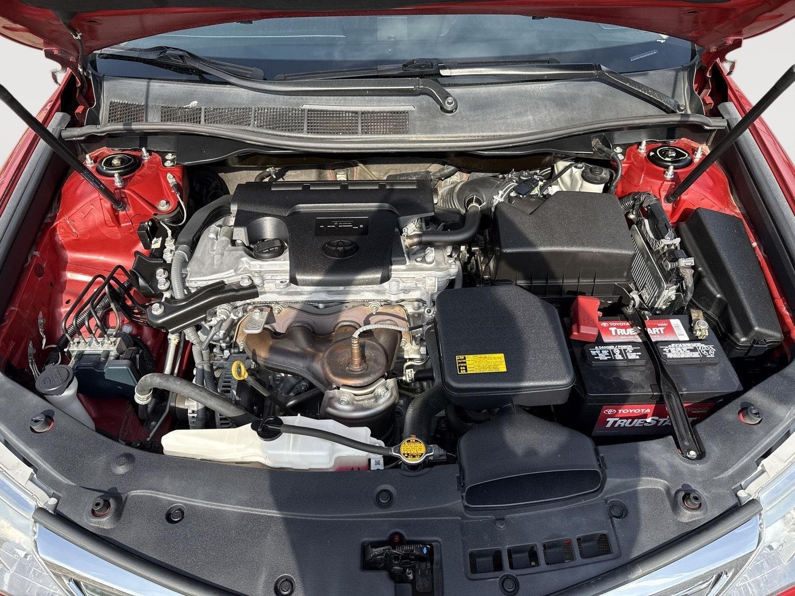 Used 2012 Barcelona Red Metallic Toyota XLE image 27