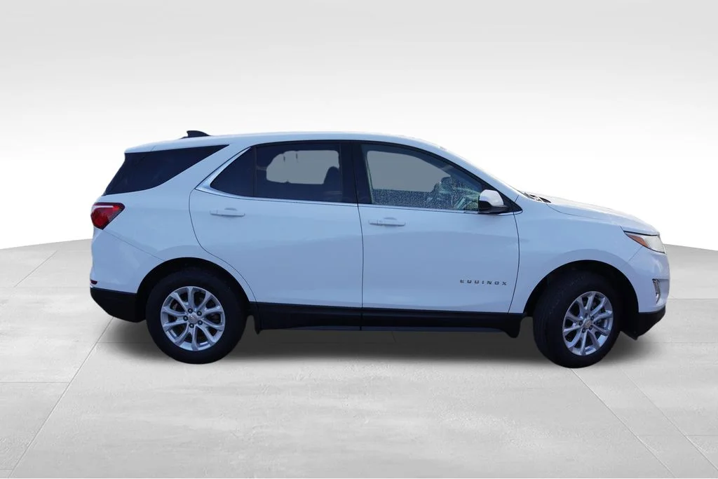 Used 2020 Summit White Chevrolet LT image 2