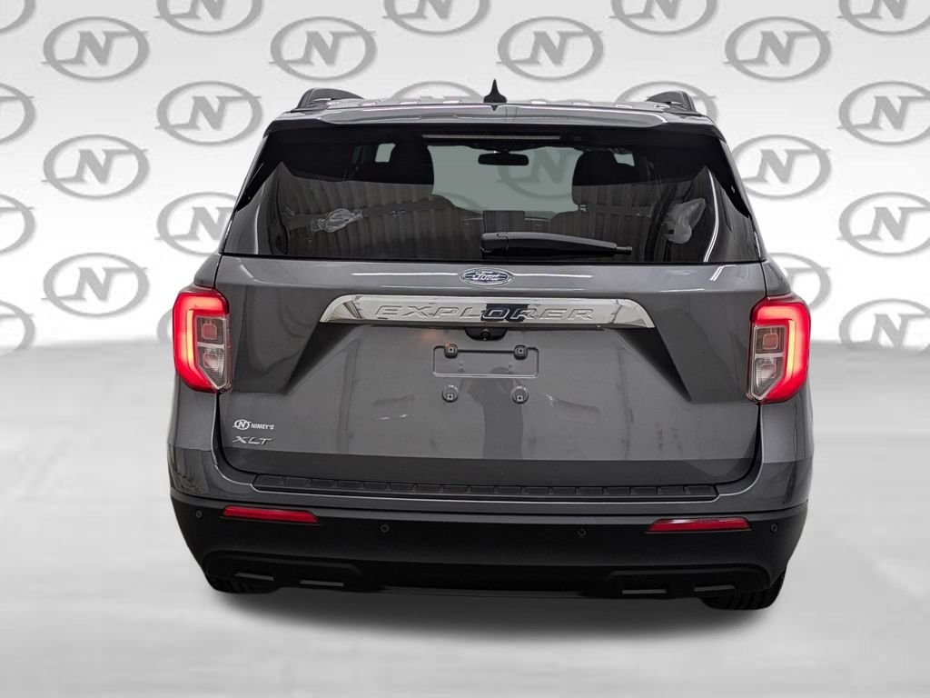 Used 2023 Gray Ford XLT image 25