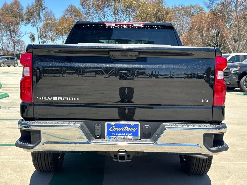 2026 Chevrolet Silverado 1500 LT - Photo 8