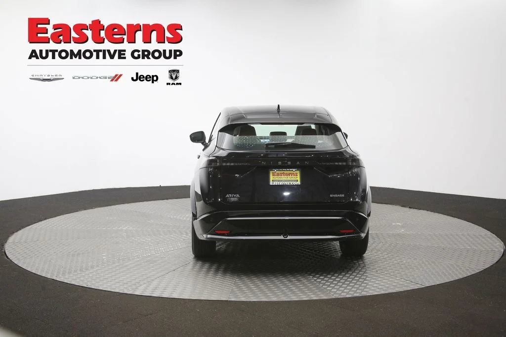 Used 2023 Black Nissan ENGAGE image 37