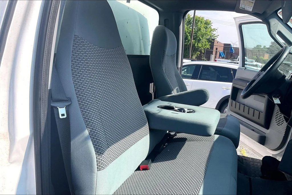Used 2018 White Ford Base image 6