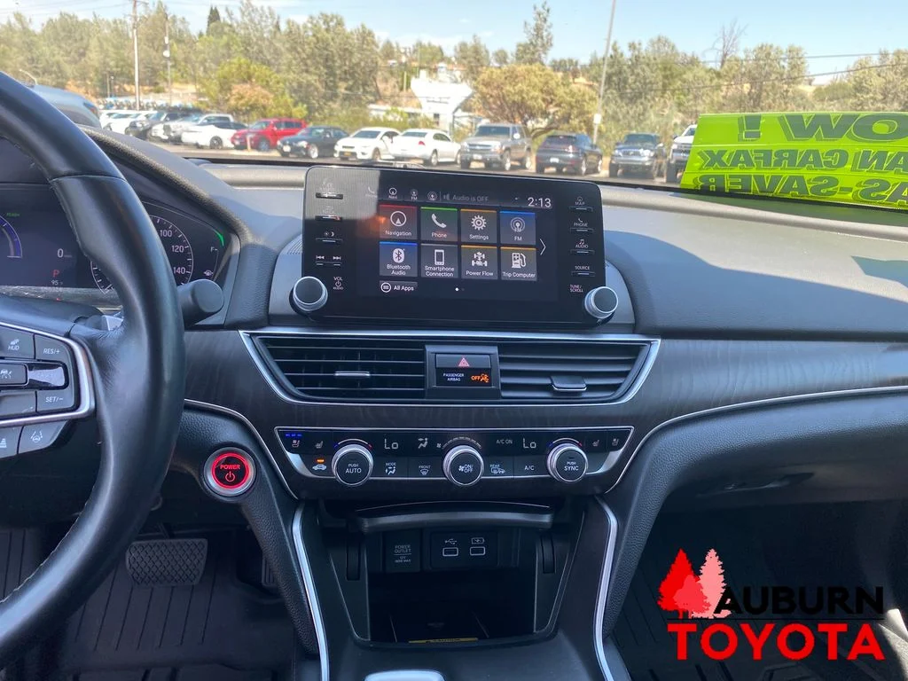 Used 2022  Honda Touring image 16