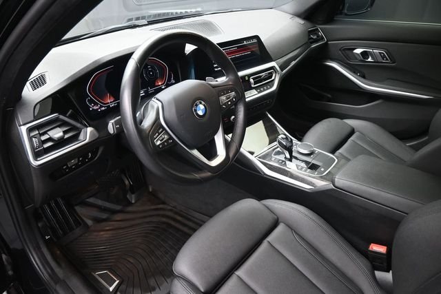 Used 2020 Black BMW 330i image 18