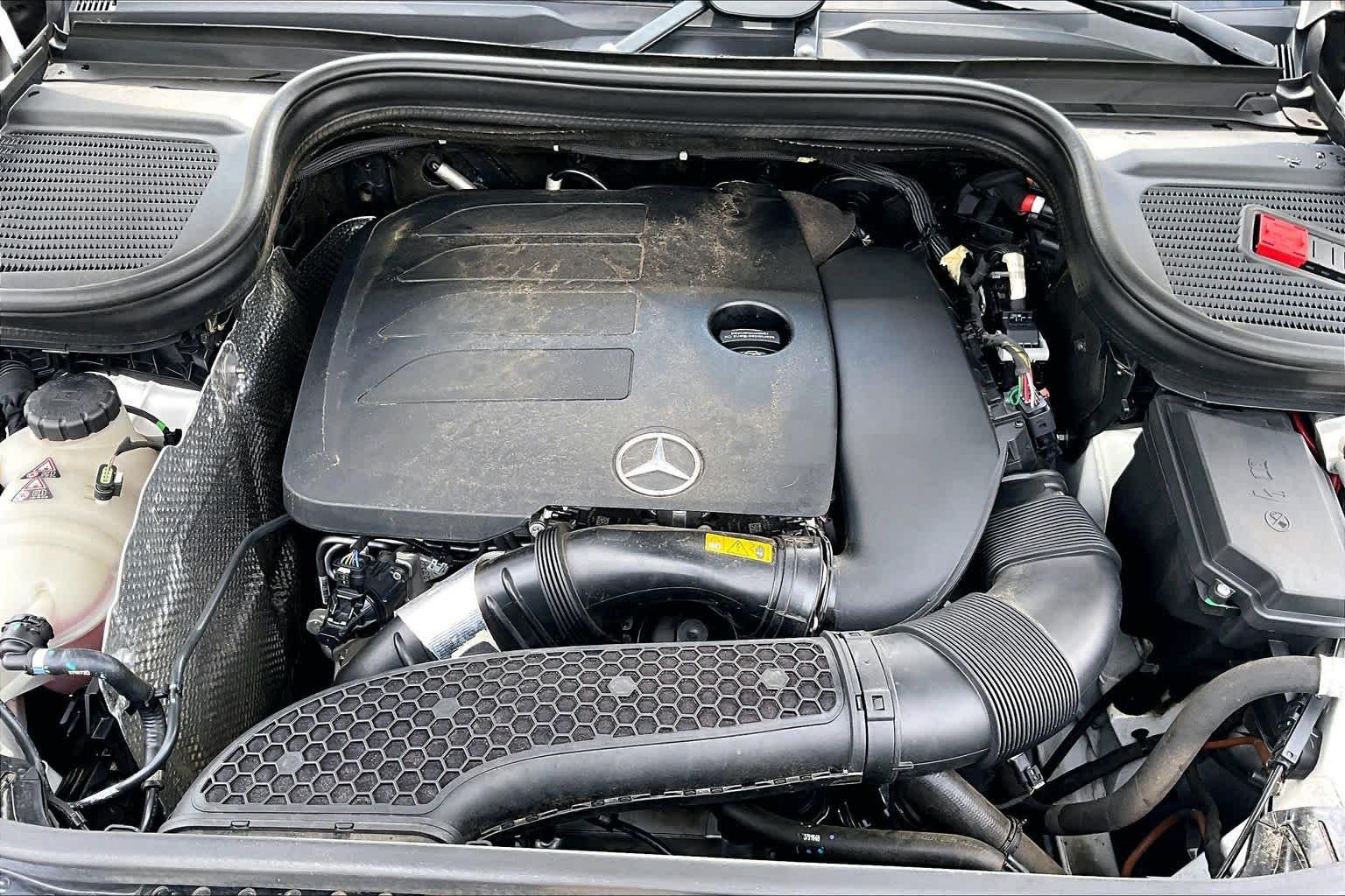 Used 2023 Polar White Mercedes-Benz GLE 350 image 33