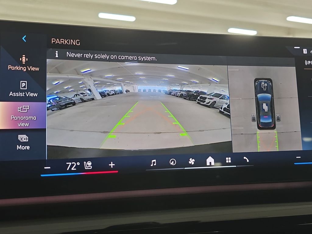 Used 2026 Black Sapphire Metallic BMW 530i image 15