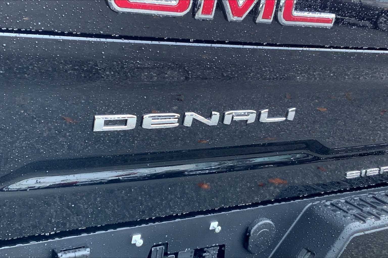 2026 GMC Sierra 2500HD Denali - Photo 15