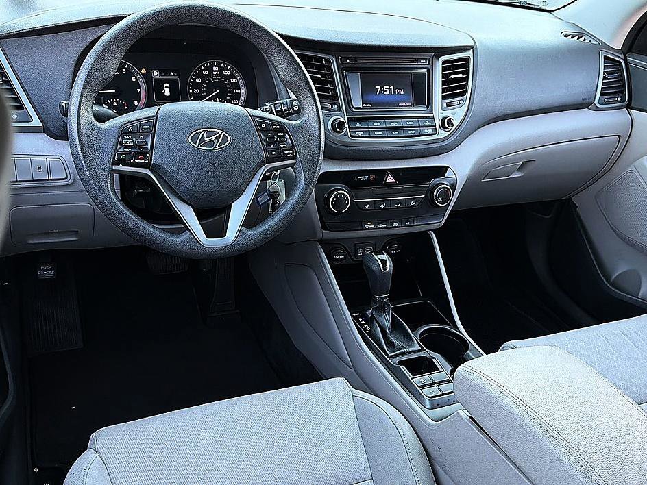 Used 2018 Coliseum Gray Hyundai SE image 8