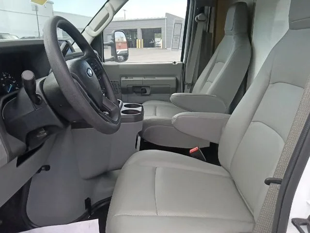 New 2026 Oxford White Ford E-450 DRW image 15