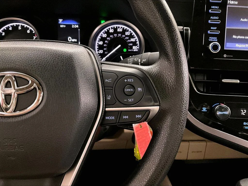 2024 Toyota Camry LE - Photo 23