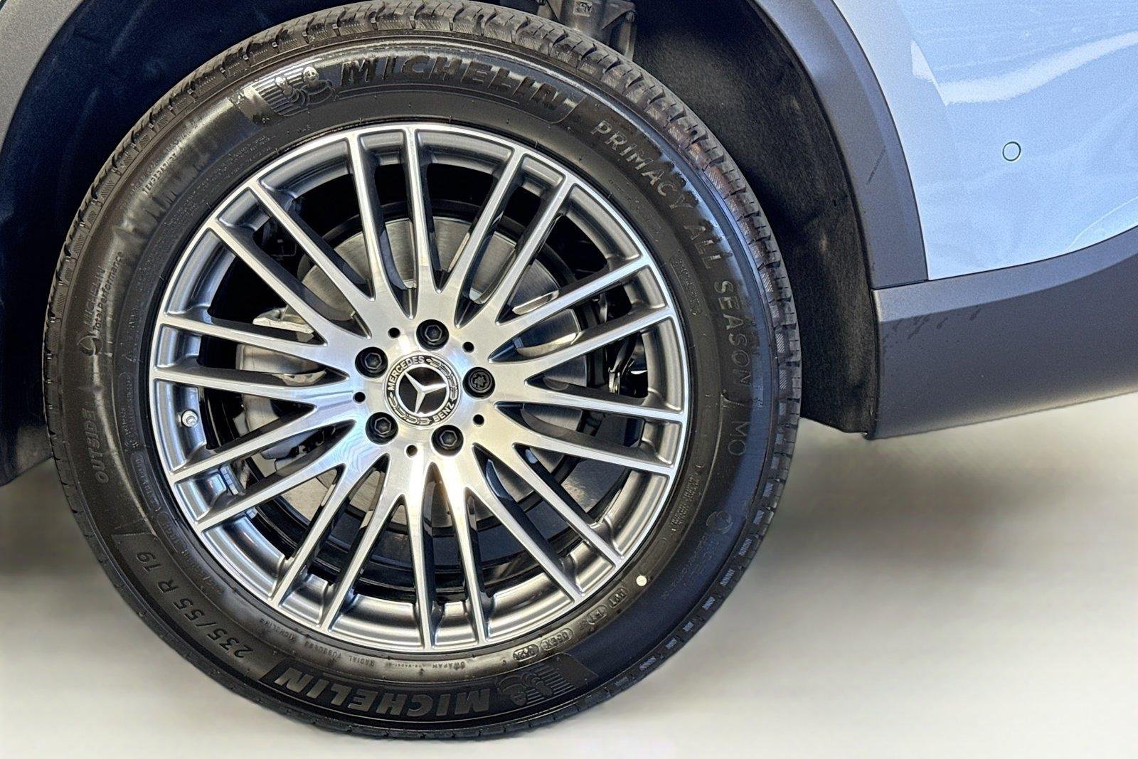 New 2026 Cirrus Silver Metallic Mercedes-Benz GLC 300 image 29