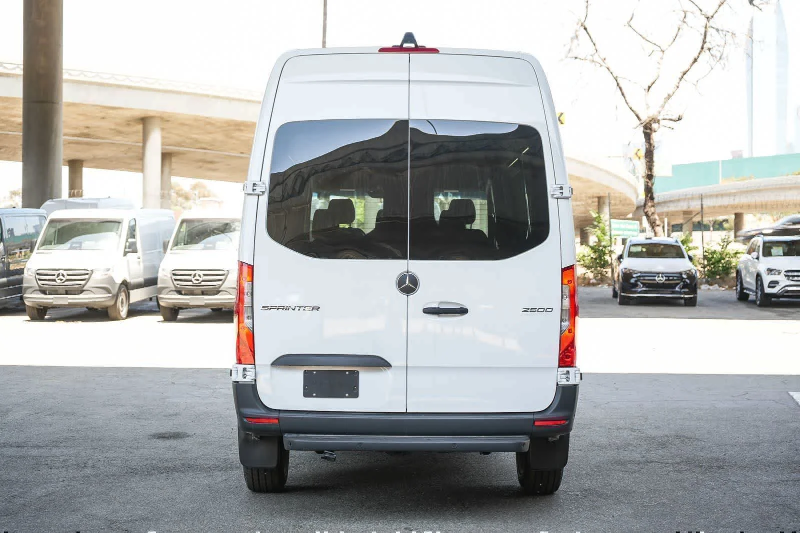 New 2026 Arctic+White Mercedes-Benz Crew 144WB High Roof RWD 2.0L I4 Diesel Turbo SO image 7