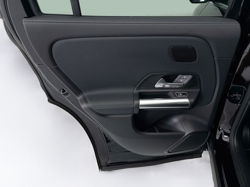 Certified Used 2026 Night Black Mercedes-Benz GLA 250 image 24