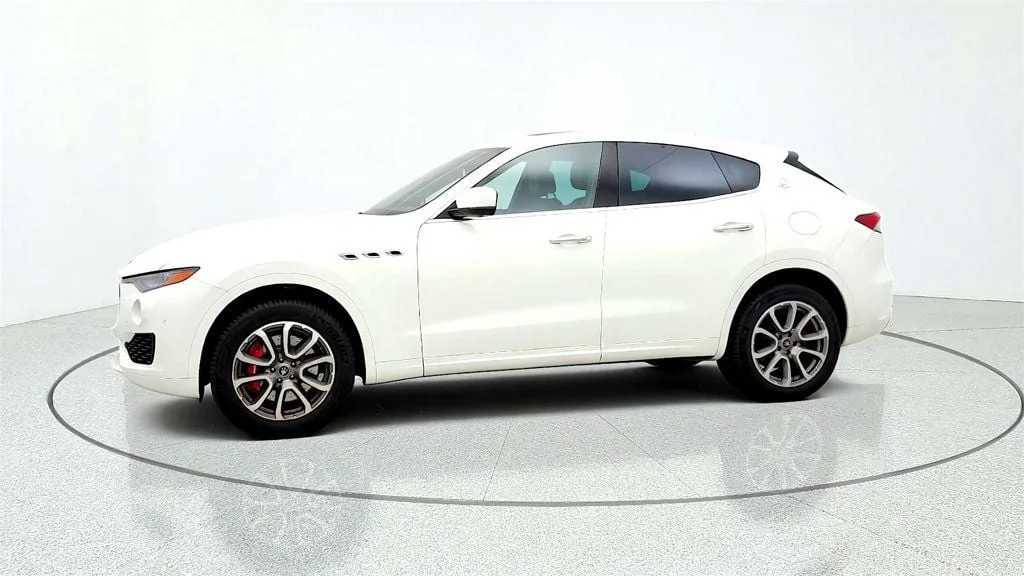 Used 2021 Bianco Maserati S 3.0L w/ Driver Assistance Pack image 8