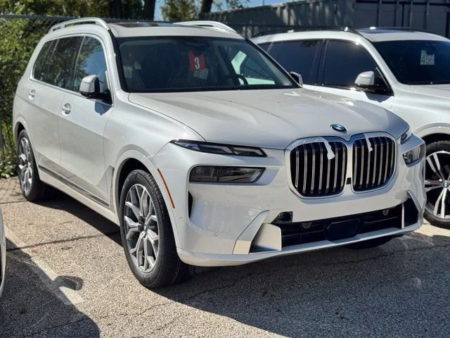 New 2027 White BMW xDrive40i image 2
