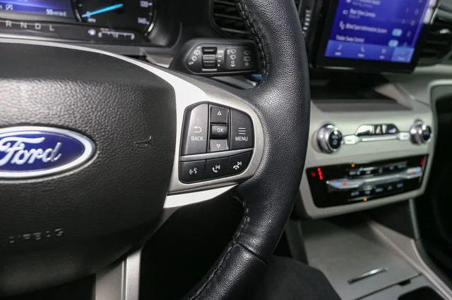 Used 2023 Black Ford XLT image 31