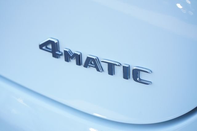 Certified Used 2023  Mercedes-Benz GLC 300 Coupe image 17