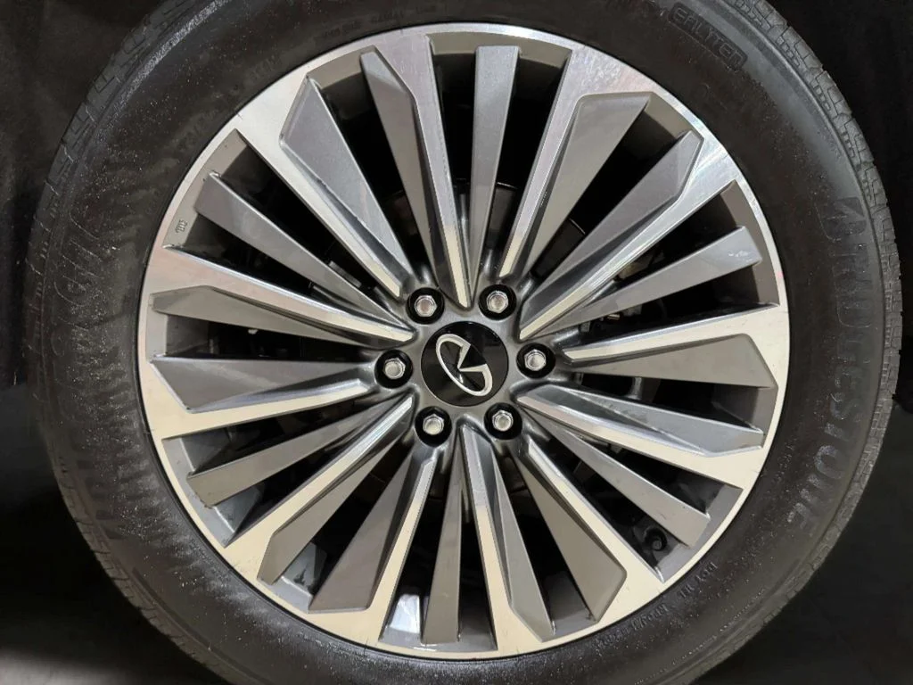 Used 2025 Grand Blue INFINITI SENSORY image 33