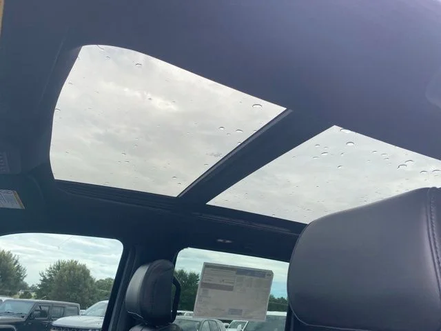 New 2026 Glacier Gray Metallic Tri-Coat Ford F-350® Platinum® image 18
