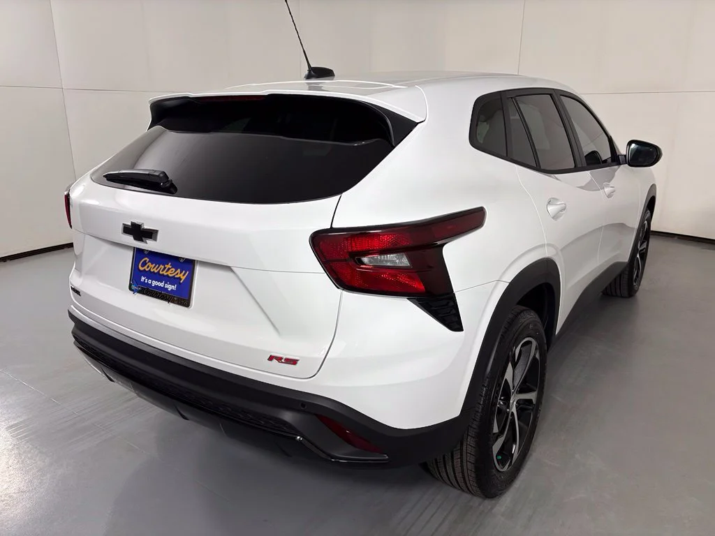 2026 Chevrolet Trax RS - Photo 10