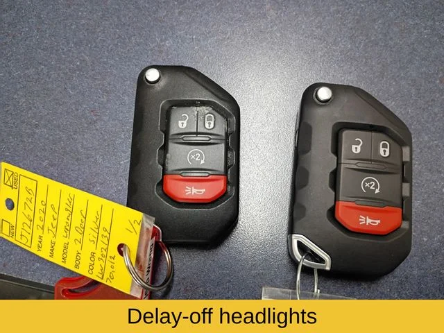 Used 2020 Gray Jeep Sport S image 24
