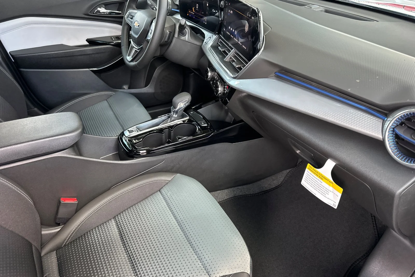 2026 Chevrolet Trax LT - Photo 15