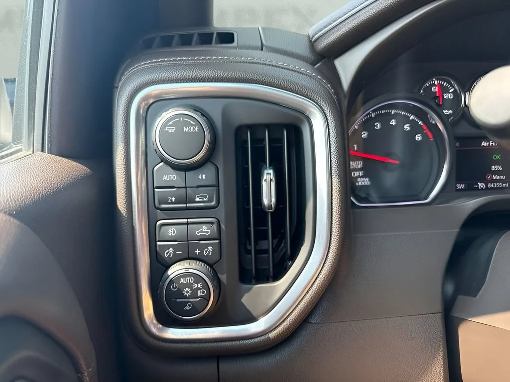 Used 2020 SUMMIT WHITE Chevrolet LTZ image 23