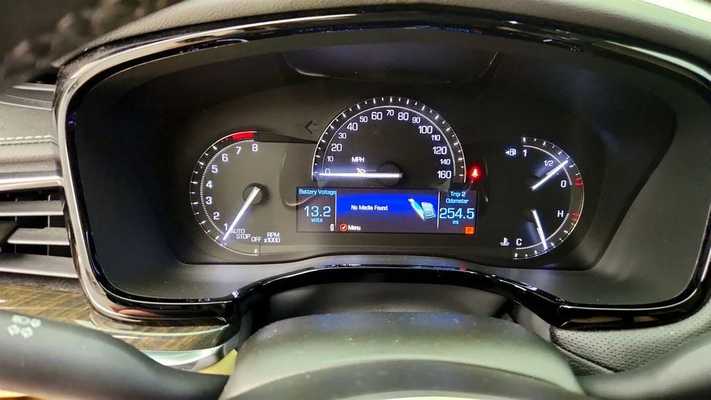 Used 2019 Stellar Black Metallic Cadillac FWD 4dr image 14