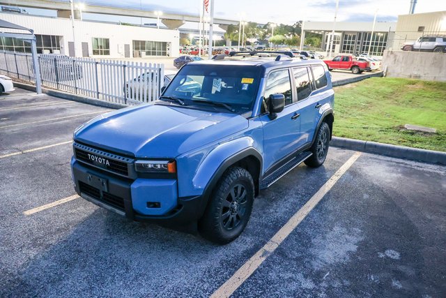 2025 Toyota Land Cruiser 