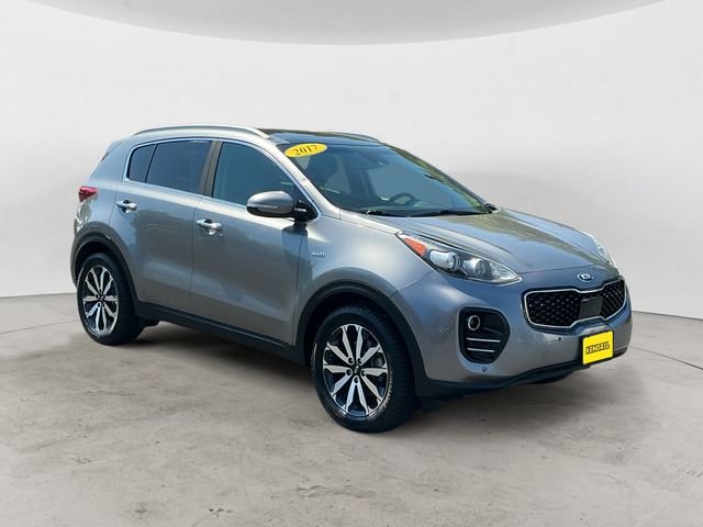 Used 2017 Silver Kia EX image 3