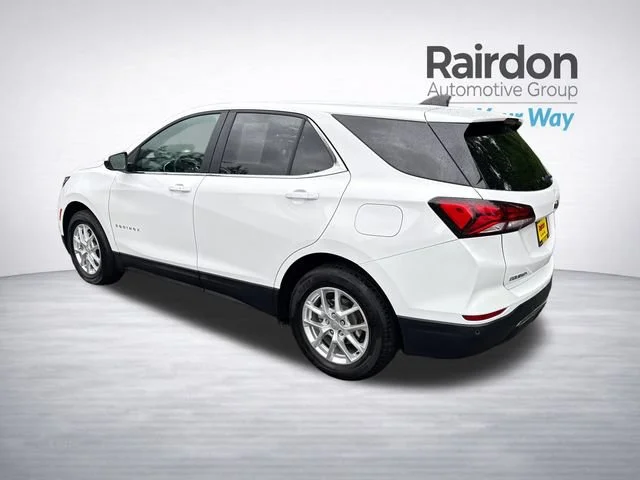 Used 2024 Summit White Chevrolet LT image 5