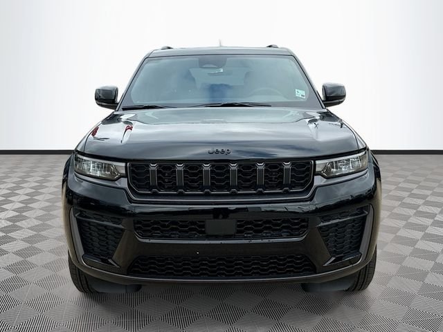 New 2026 Black Jeep Laredo Altitude image 2