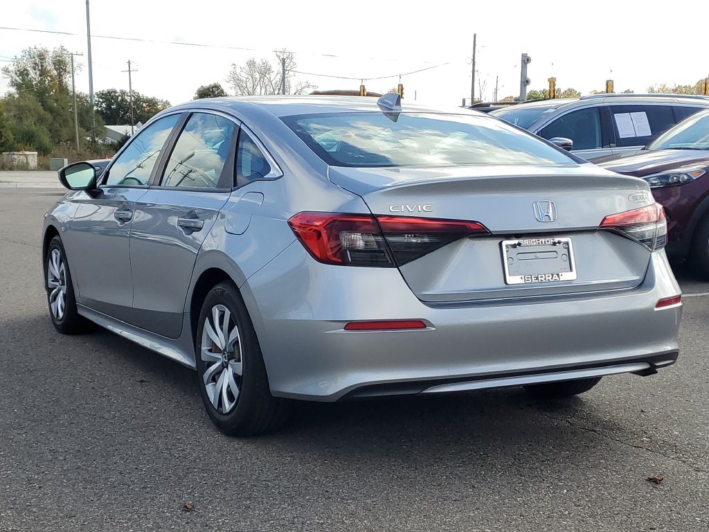 Certified Used 2024 Lunar Silver Metallic Honda 2.0L 4D LX image 2