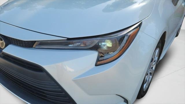 Certified Used 2024 WIND CHILL PEARL Toyota  image 23