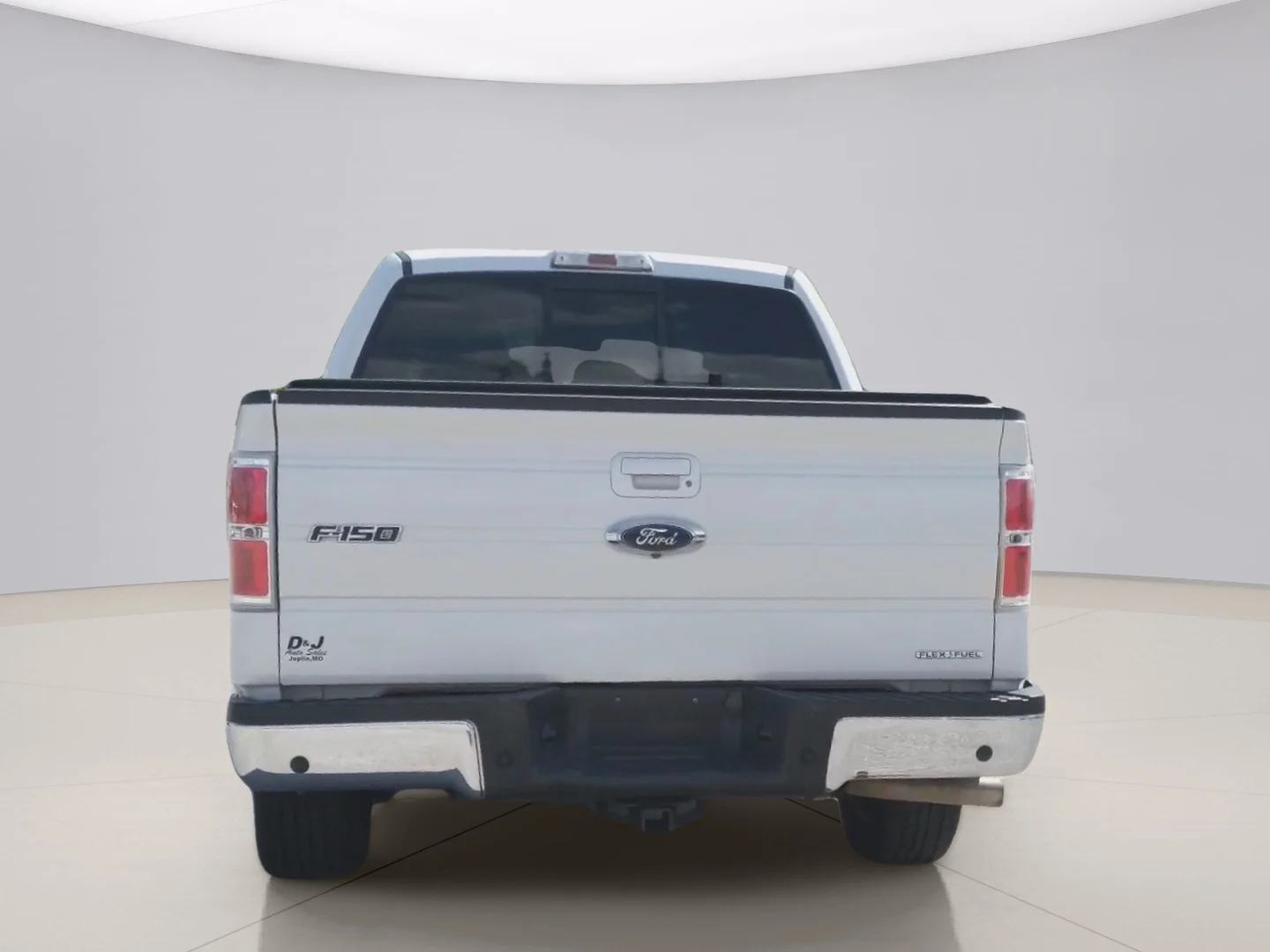 Used 2014 White Ford LARIAT image 4