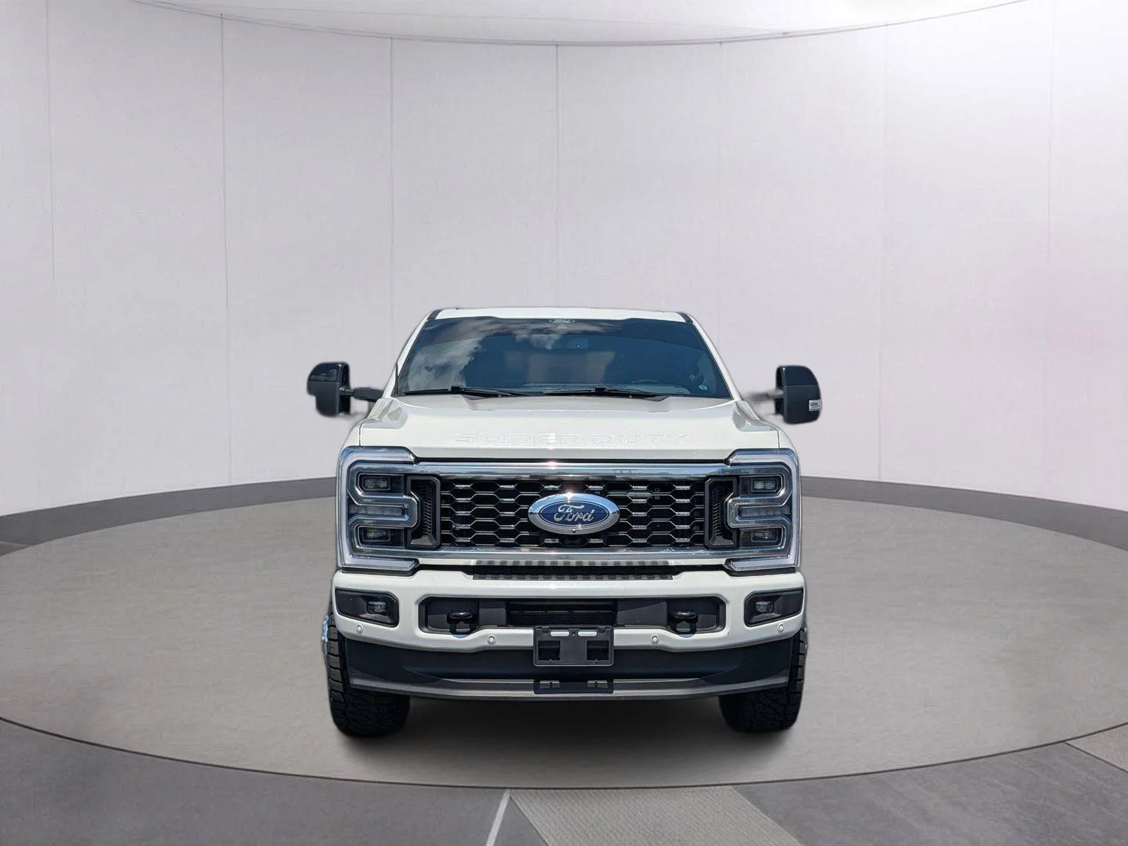 Used 2025 Star White Metallic Tri-Coat Ford Platinum image 9