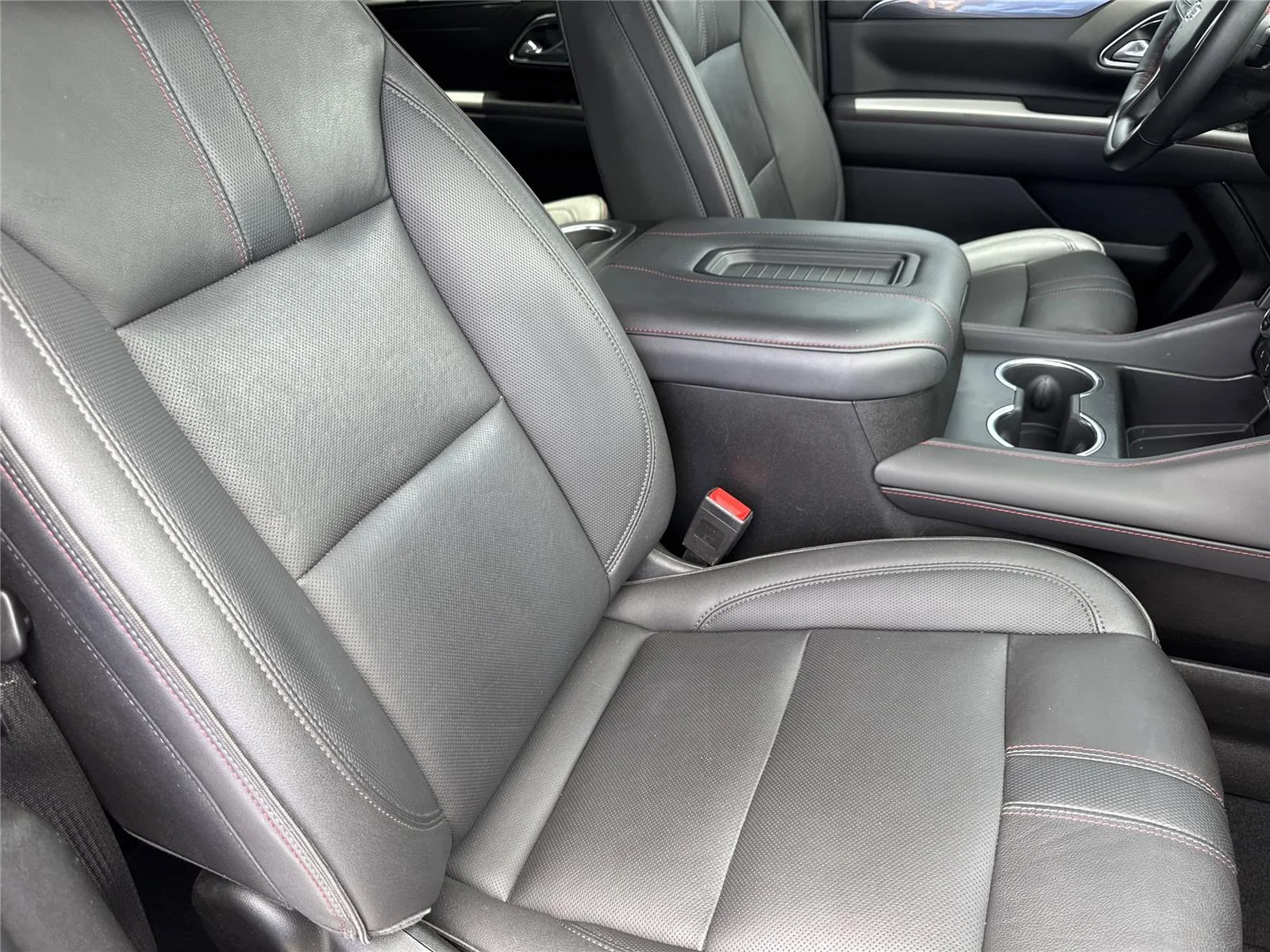 Used 2023 Black Chevrolet RST image 38