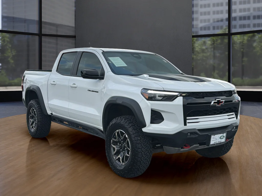 Used 2023 White Chevrolet ZR2 image 10