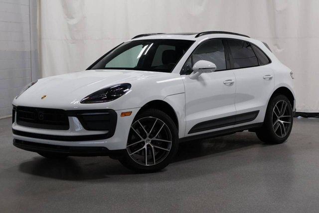 2026 Porsche Macan 