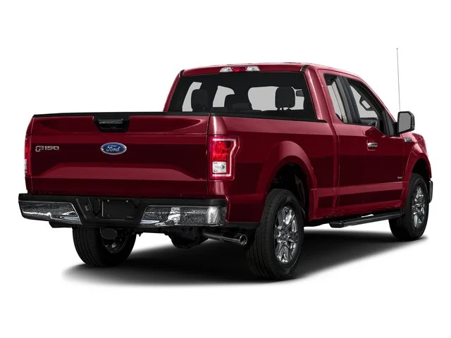 Used 2017 Magnetic Ford XLT image 2